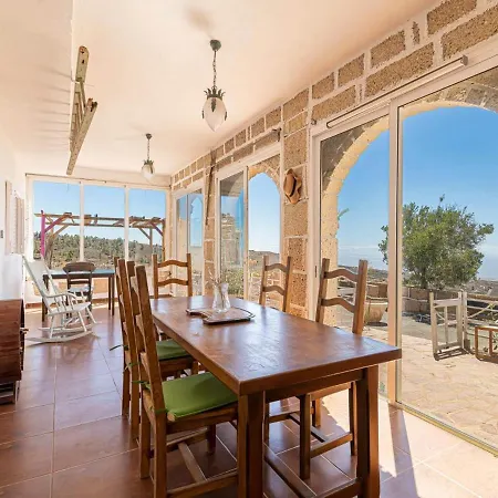 Сasa de vacaciones Blanquitos Amazing With 3,000 M2 Of Land