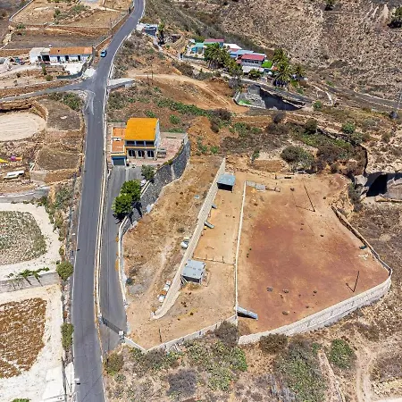 Blanquitos Amazing With 3,000 M2 Of Land Feriehus
